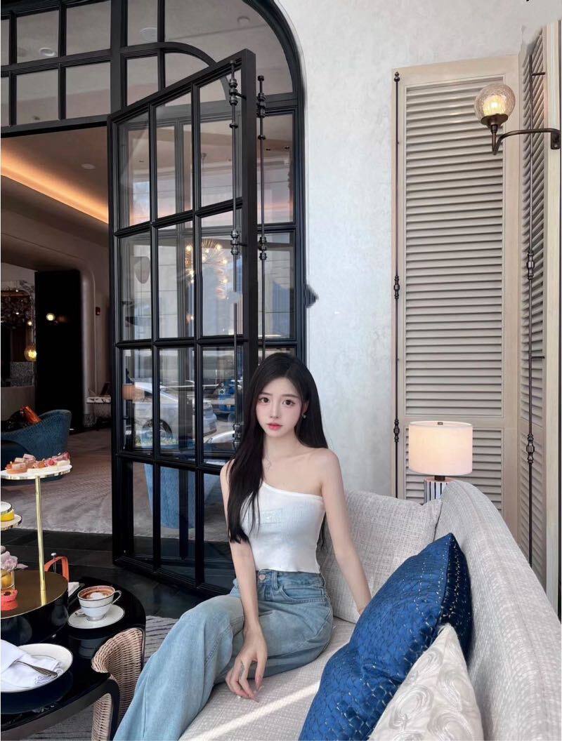 时尚美人睿婷