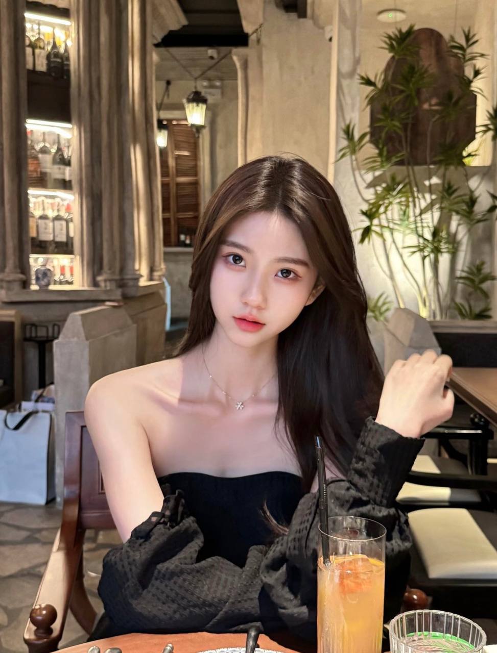 清纯邻家妹妹Ferin