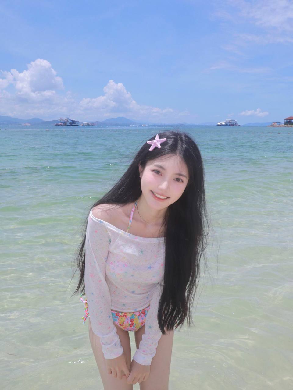 大二在读生Omira