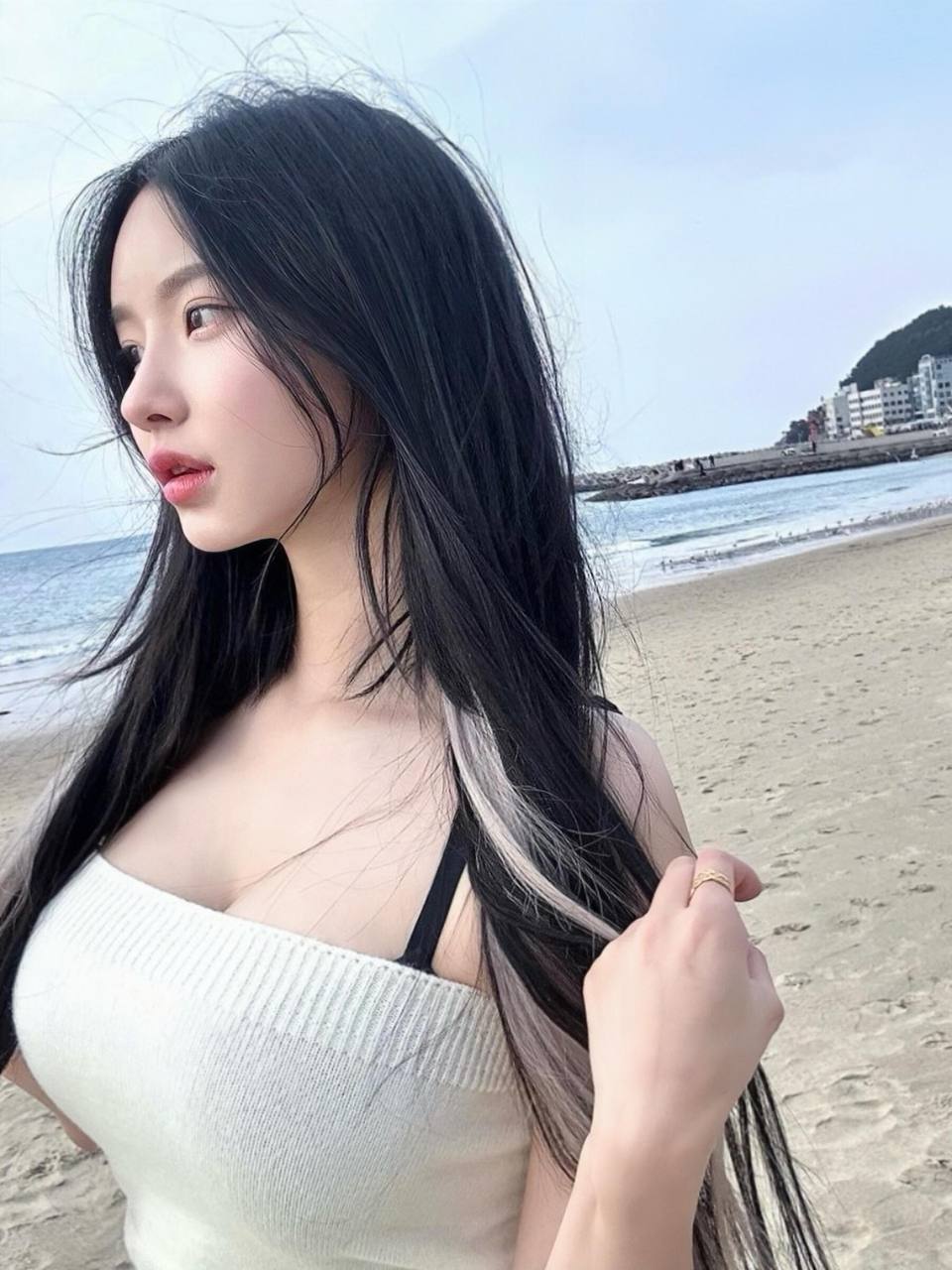 艺术专业学姐芃怡