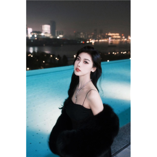 公司的性感小秘书琪雅