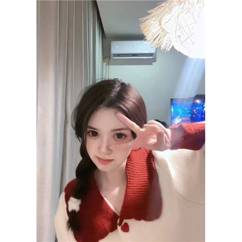 软萌可人小美女语晨
