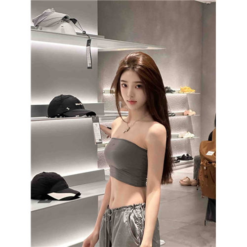 服装品牌签约模特昕琳