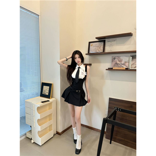 清冷御姐风钰蕾