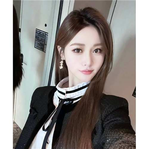 百变女神乔悦